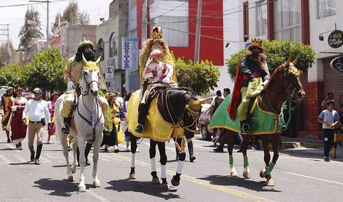Tradicional pasacalle se realiza cada 6 de enero en Arequipa. Foto: La República