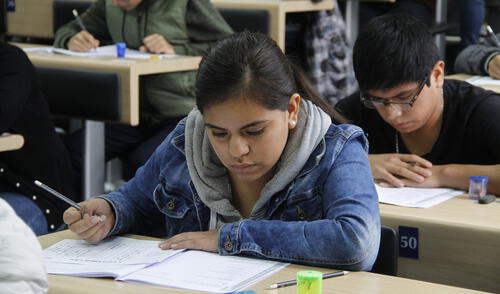 Quienes deseen ser parte del proceso de selección podrán postular al concurso hasta el viernes 20 de mayo. Foto: Pronabec
