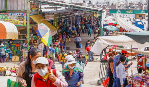 Mercado mayorista no completa ni el aforo permitido por la pandemia. Foto: La República