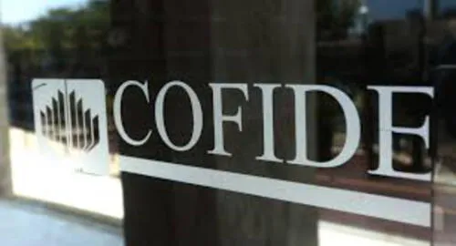 El primer Bono Covid otorgado por Cofide, de 100 millones de soles, permitirá financiar programas como FAE-Turismo. Foto: Cofide