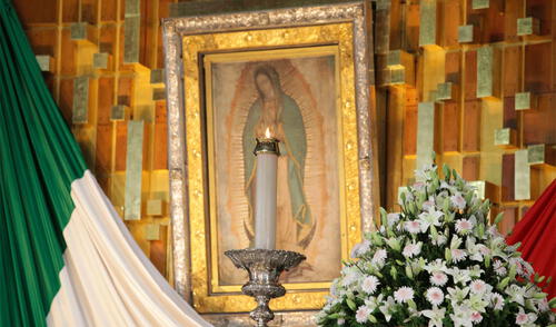 La Basílica de Guadalupe ha vuelto a abrir sus puertas a los fieles. Foto: INBGuadalupe/Twitter La Basílica de Guadalupe ha vuelto a abrir sus puertas a los fieles. Foto: INBGuadalupe/Twitter