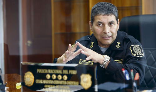 Cervantes fue ascendido a comandante general de la PNP por Francisco Sagasti. Foto: Marco Cotrina / La República