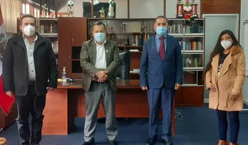 En reunión entre autoridades fiscales y municipales se asumieron compromisos para mejorar la atención de la población. Foto: Ministerio Público