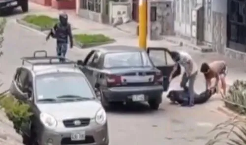 Auto plomo donde se movilizaba herido que huyó pertenece a una familia del Callao, según la Policía. Foto: captura de Latina Noticias Auto plomo donde se movilizaba herido que huyó pertenece a una familia del Callao, según la Policía. Foto: captura de Latina Noticias