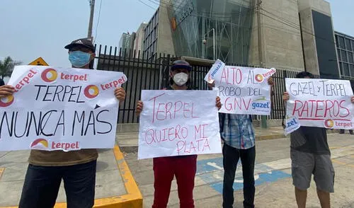 Ciudadanos afectados exigen respuestas. Foto: Raúl Egusquiza / URPI-GLR