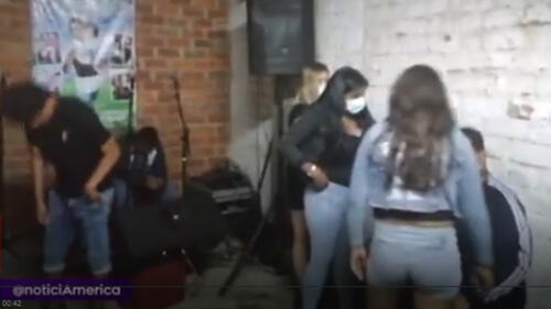 Los infractores recibieron una multa de S/ 378. Foto: América TV