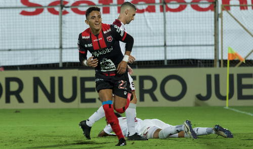 Alajuelense y Saprissa se miden en la gran final de la Liga Concacaf. Foto: Twitter