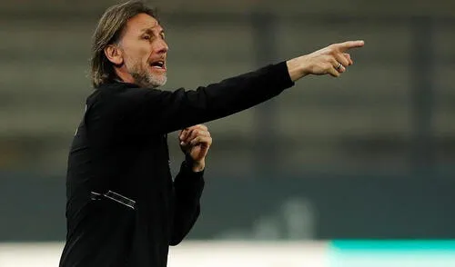 Ricardo Gareca afronta su segundo proceso en las Eliminatorias como entrenador de la selección peruana. Foto: EFE