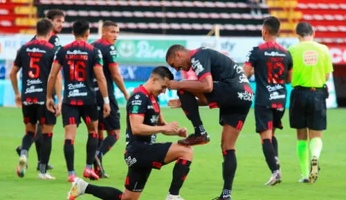 Marcel Hernández convirtió el segundo tanto del conjunto manudo. Foto: Twitter/@ldacr