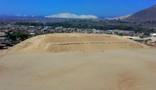 Huaca San Pedro es un templo ceremonial de adobe de 10 metros de altura y 110 metros de largo. Foto: MPS