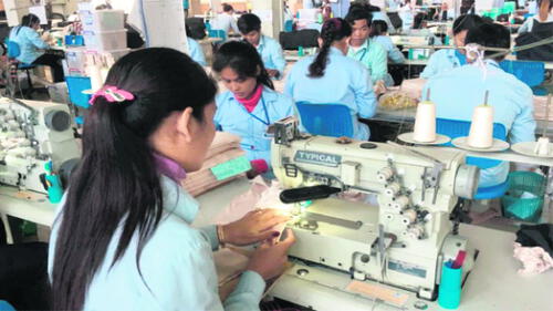 Deber. Tras préstamos con garantía del Estado, se tendrá que devolver el 15% de lo prestado al BCRP por falta de pagos.cálculo. Ministro es optimista sobre cifras de la pobreza. Foto: difusión