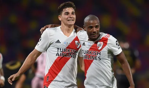 Julián Álvarez y Nicolás De La Cruz anotaron en el triunfo de River sobre Racing. Foto: Twitter