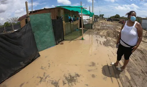 Distritos norteños de Lambayeque soportan lluvias desde hace tres días. Foto: Clinton Medina/La República.