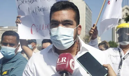 Presidente de la AMPE pide que el Estado dé autorización a los privados para compra de vacunas. Foto: Carlos Félix Contreras / La República