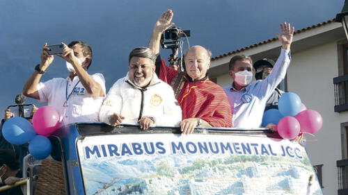 Inédito. En Cusco, el viaje de Hernando de Soto a Estados Unidos no pasó inadvertido. La prensa insistió en preguntarle por qué viajó. El economista tuvo que confesar su vacunación. Inédito. En Cusco, el viaje de Hernando de Soto a Estados Unidos no pasó inadvertido. La prensa insistió en preguntarle por qué viajó. El economista tuvo que confesar su vacunación.