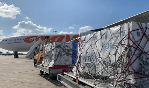 Con este envío, Venezuela contabilizó un total 250.000 dosis del preparado ruso. Foto: Cancillería Venezuela Con este envío, Venezuela contabilizó un total 250.000 dosis del preparado ruso. Foto: Cancillería Venezuela