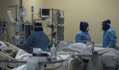 Durante los meses más críticos de la primera ola, entre junio y julio de 2020, los nuevos casos no llegaron a sobrepasar los 7.000. Foto: EFE