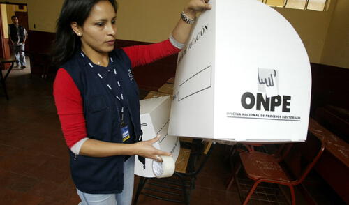 El nuevo Gobierno tendrá resonancias históricas al asumir sus funciones el día del bicentenario de la independencia del país. Foto: AFP