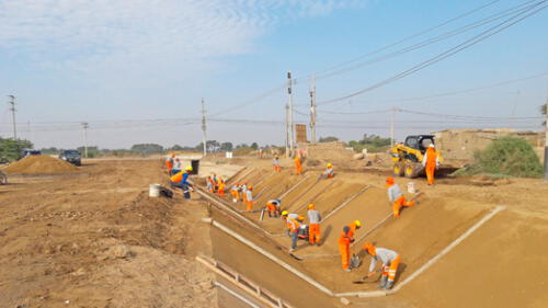 Trabajos de rehabilitación de canales de riego en cuatro regiones del norte. Foto: Midagri