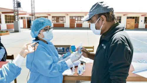 Tacna aún en lista de espera por vacunas.