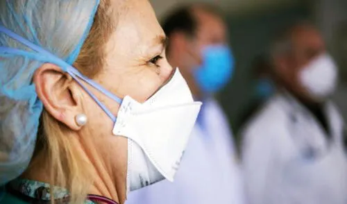 El material utilizado en nuestra mascarilla de doble capa, según los CDC, también aumenta las barreras contra el contagio de COVID-19. Foto: Gobierno de Rioja El material utilizado en nuestra mascarilla de doble capa, según los CDC, también aumenta las barreras contra el contagio de COVID-19. Foto: Gobierno de Rioja