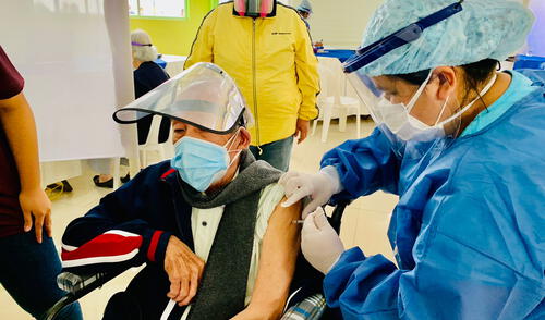 Ancianos serán inmunizados de acuerdo al cronograma del Minsa. Foto: MDL