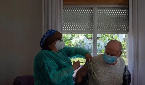 Últimas noticias de la vacunación contra el coronavirus en España. Foto: EFE