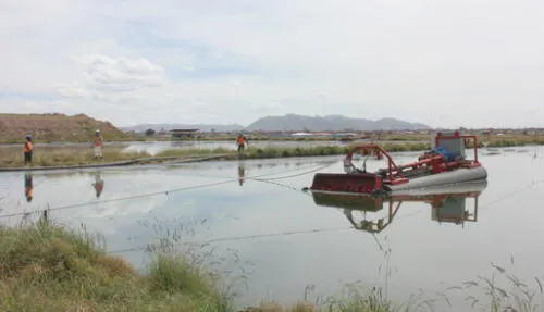 Puno. Labores de limpieza en las lagunas de oxidación de Juliaca continuarán. Foto: SedaJuliaca Puno. Labores de limpieza en las lagunas de oxidación de Juliaca continuarán. Foto: SedaJuliaca
