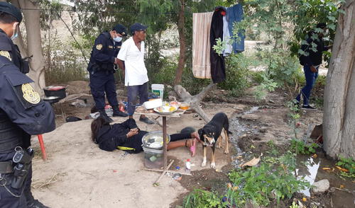 Estas personas usaban una vivienda rústica para la supuesta venta de droga. Foto: Municipalidad de Jayanca