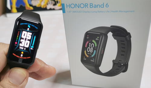 La nueva pulsera inteligente de Honor está disponible en tres colores diferentes. Foto: Juan José López La nueva pulsera inteligente de Honor está disponible en tres colores diferentes. Foto: Juan José López