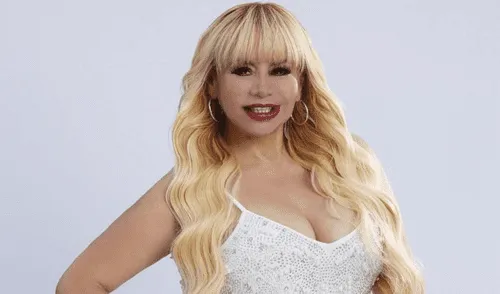 Susy Díaz en sesión de fotos. Foto: Yalibe Ingaruca. Susy Díaz en sesión de fotos. Foto: Yalibe Ingaruca.