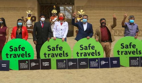 Entregaron las certificaciones en ceremonia en Chan Chan. Foto: Gobierno Regional de La Libertad Entregaron las certificaciones en ceremonia en Chan Chan. Foto: Gobierno Regional de La Libertad