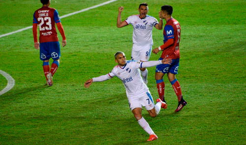 Nacional y Universidad Católica juegan por la fecha 5 del grupo F de la Copa Libertadores 2021. Foto: Twitter / @Nacional