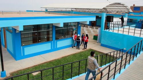 Reconstruyen institución educativa Indoamérica en el distrito de La Esperanza en Trujillo. Foto: ARCC Reconstruyen institución educativa Indoamérica en el distrito de La Esperanza en Trujillo. Foto: ARCC