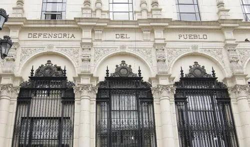 La Defensoría del Pueblo se manifestó sobre la agresión a periodistas del último miércoles en Ayacucho. Foto: La República La Defensoría del Pueblo se manifestó sobre la agresión a periodistas del último miércoles en Ayacucho. Foto: La República