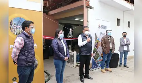 Llempén anunció que vacunarán a personas mayores en provincias lejanas de la sierra. Foto: GRLL