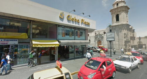 Local de la víctima se encuentra en el Centro Comercial Global Plaza, en el Cercado de Arequipa. Foto: Google Maps Local de la víctima se encuentra en el Centro Comercial Global Plaza, en el Cercado de Arequipa. Foto: Google Maps