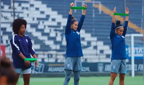 Las íntimas de La Victoria entrenaron en el estadio Alejandro Villanueva. Foto: Alianza Lima