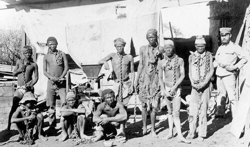 Alemania reconoció por primera vez que perpetró un “genocidio” contra las poblaciones de las etnias hereros y namas de Namibia. Foto: AFP Alemania reconoció por primera vez que perpetró un “genocidio” contra las poblaciones de las etnias hereros y namas de Namibia. Foto: AFP