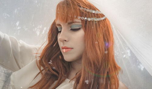 Roxie es una cantautora peruana de pop alternativo. En 2017 lanzó su primer EP Situaciones Invisibles. Foto: Roxie / Instagram Roxie es una cantautora peruana de pop alternativo. En 2017 lanzó su primer EP Situaciones Invisibles. Foto: Roxie / Instagram