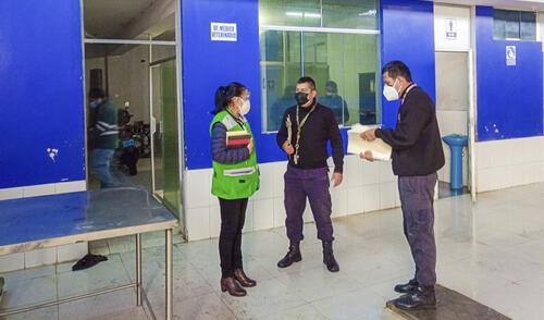 Personal municipal realizó una inspección en avícolas del distrito. Foto: Municipalidad de La Victoria. Personal municipal realizó una inspección en avícolas del distrito. Foto: Municipalidad de La Victoria.