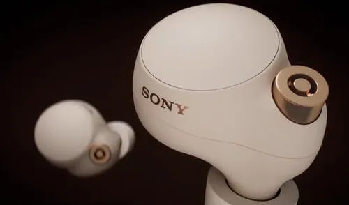 Sony aún no se ha pronunciado respecto a la fecha de lanzamiento ni el precio que tendrán los auriculares inalámbricos WF-1000XM4. Foto: captura/YouTube