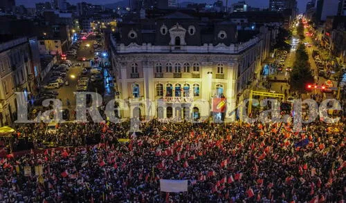Plaza 2 de Mayo en mitin de cierre de campaña de Pedro Castillo. Foto: Aldair Mejia/La República