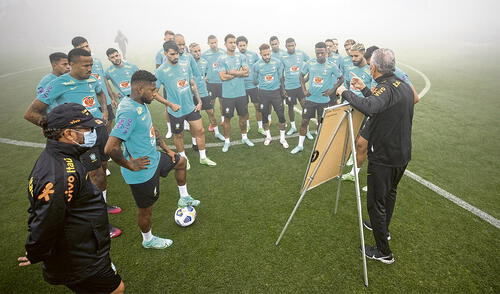 Mediante rueda de prensa, el entrenador Tité manifestó que los jugadores tienen una postura respecto a su presencia en el certamen continental. Foto: EFE Mediante rueda de prensa, el entrenador Tité manifestó que los jugadores tienen una postura respecto a su presencia en el certamen continental. Foto: EFE