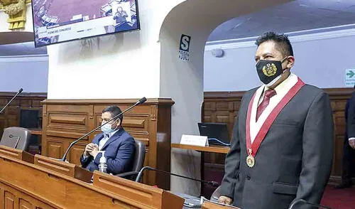 Accesitario. Arias es congresista desde el 14 de mayo. Accesitario. Arias es congresista desde el 14 de mayo.