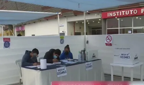 Algunas mesas de votación ya están siendo habilitadas a estas horas. Foto: captura de América
