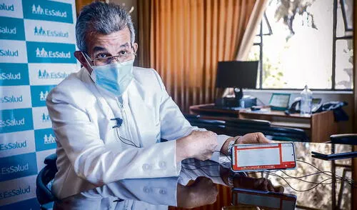 Gerente clínico de EsSalud, Jesús Salinas Gamero, señaló que la población sigue sin respetar las medidas sanitarias. Foto: Oswald Charca/La República