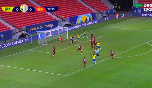 Marquinhos se encargó de abrir el marcador tras un tiro de esquina. Foto: captura/DirecTV Sports Marquinhos se encargó de abrir el marcador tras un tiro de esquina. Foto: captura/DirecTV Sports