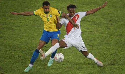 Los dirigidos por Ricardo Gareca debutaron en la Copa América ante Brasil y cayeron por 4-0. Foto: AFP
