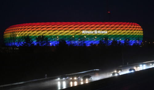 UEFA propuso realizar este gesto en otras fechas. Foto: AFP